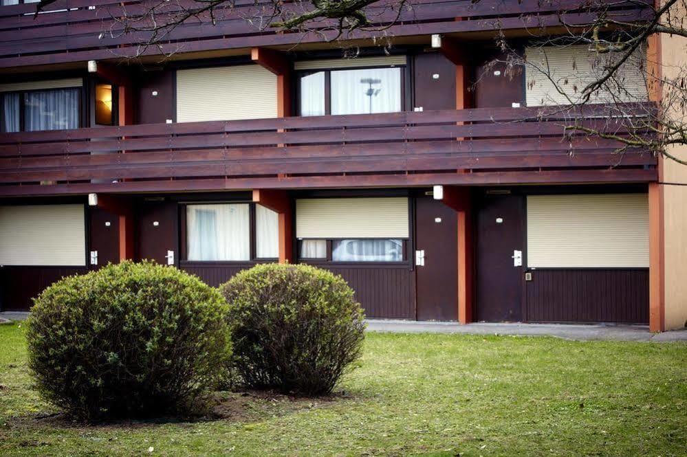 Kyriad Fontenay - Tresigny Exterior foto